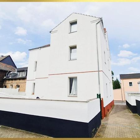 Apartment In Gelsenkirchen - Gemuetliche City-Suite Buitenkant foto